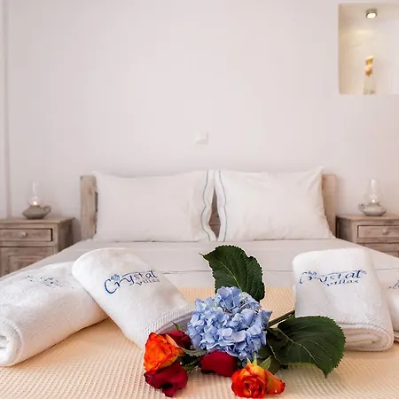 Crystal I Chrisi Akti (Paros)