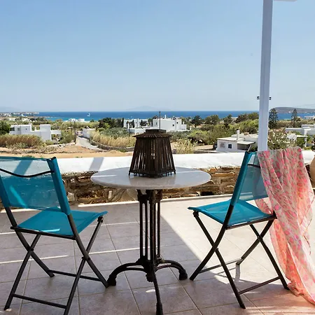 Crystal I Chrisi Akti (Paros)